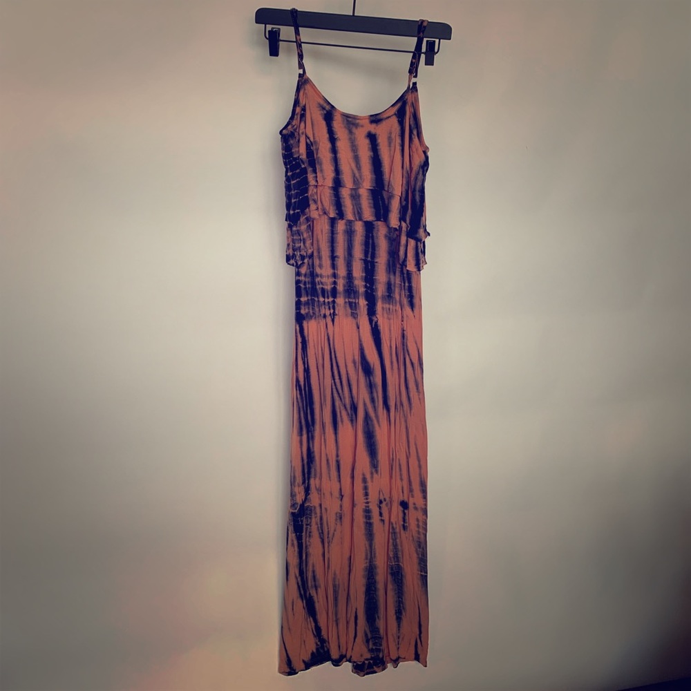 NWOT WOMENS MAXI DRESS